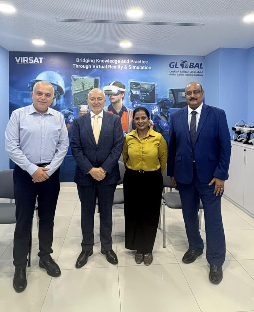 GSTI Leadership and Industry Delegates at the VR Learning Facility
